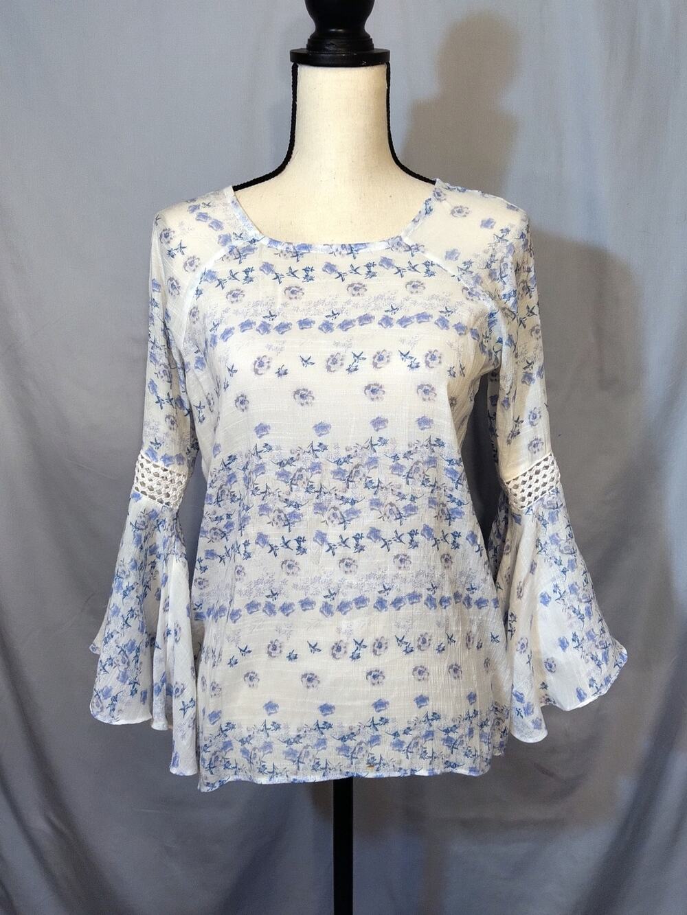Lauren Conrad Boho Peasant Floral Top